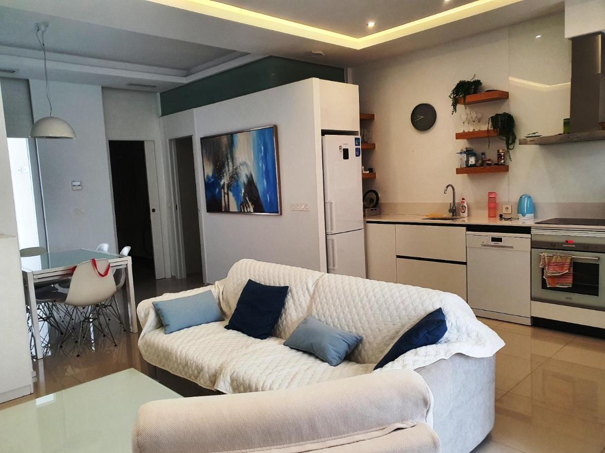 Euromarina - Apt 7 Apartment โอริอุเอลา ภายนอก รูปภาพ
